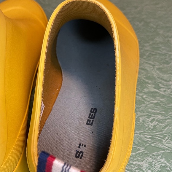 Seavees Bodega Garden Clogs Yellow Size 9 Womens Calendula Rubber - Picture 8 of 10